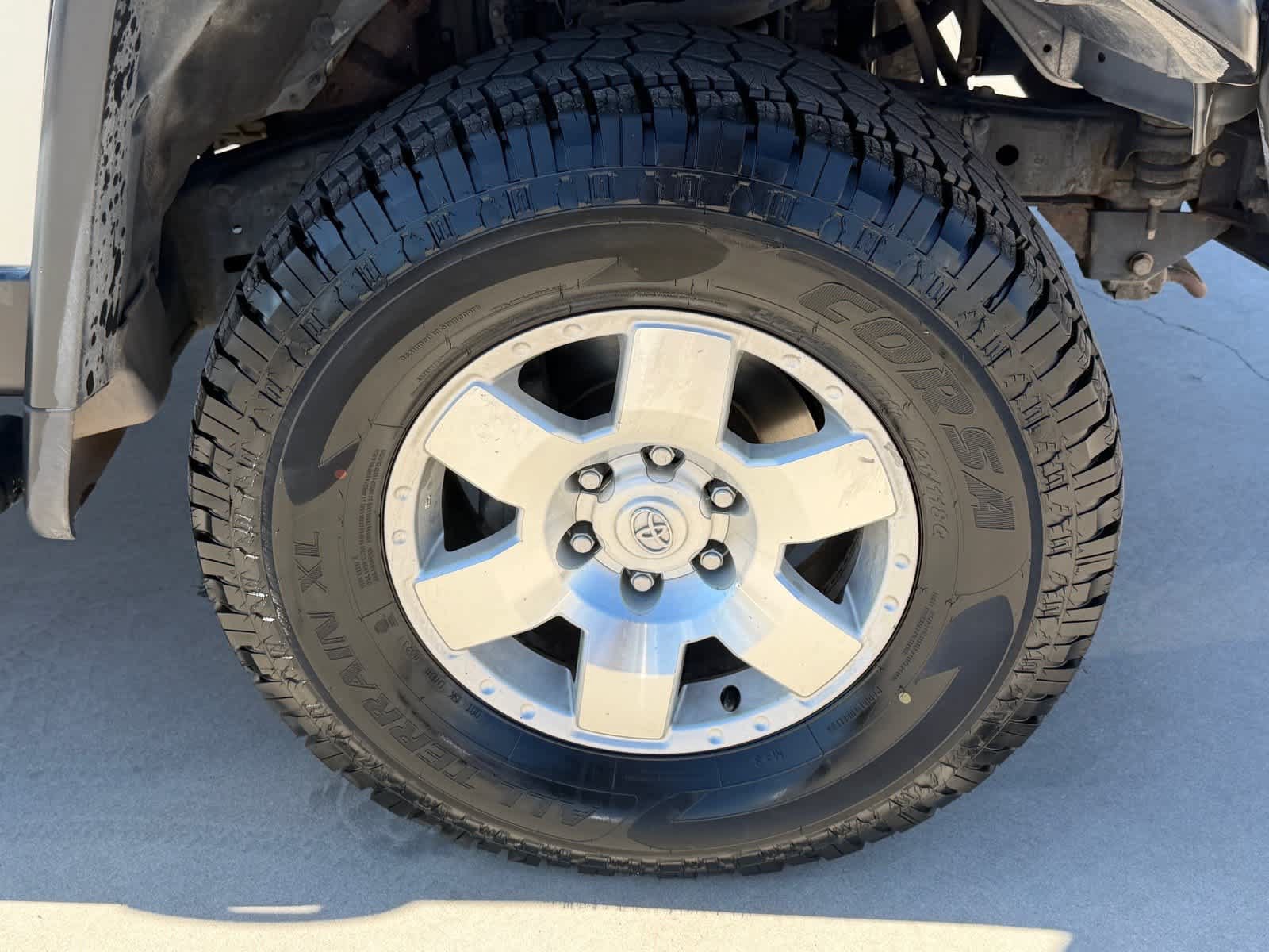 Used 2007 Toyota FJ Cruiser 4WD w/ Upgrade Pkg 2 image 10
