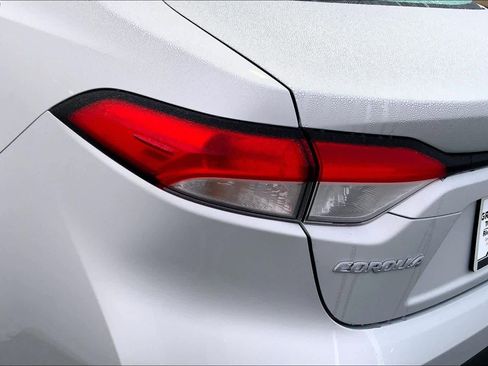 Used 2026 Toyota Corolla LE image 27