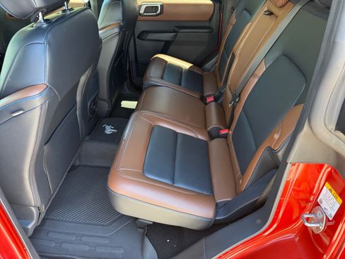 Used 2024 Ford Bronco Outer Banks AWD/4WD image 11