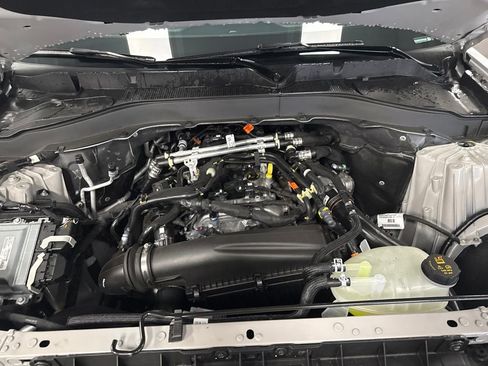 New 2026 Ford Explorer Active AWD/4WD image 15