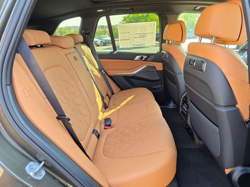 New 2026 BMW X5 xDrive40i AWD/4WD image 13