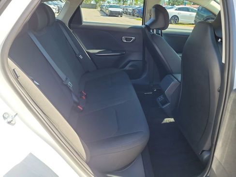 New 2026 Kia K4 FWD image 12
