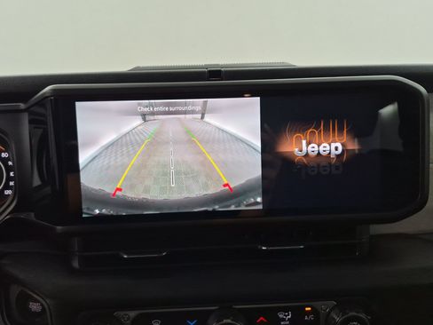 Used 2024 Jeep Wrangler Sport AWD/4WD image 15