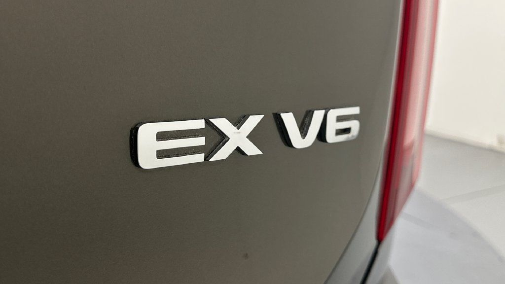 Used 2021 Kia Telluride EX AWD/4WD image 20