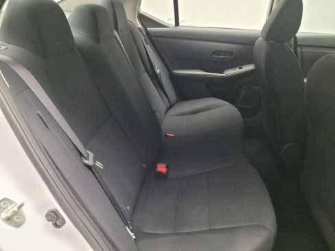 Used 2024 Nissan Sentra S FWD image 19