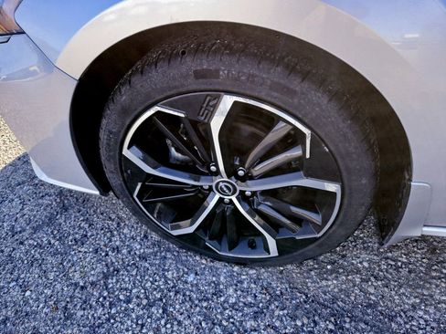 Used 2023 Nissan Altima 2.5 SR image 36