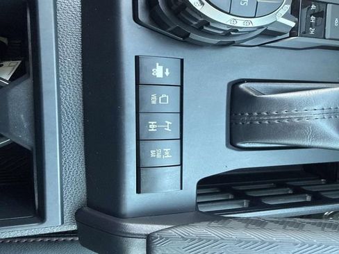 Used 2025 Toyota Tacoma TRD Pro AWD/4WD image 24