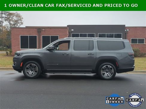 Used 2023 Jeep Wagoneer L Series II image 12