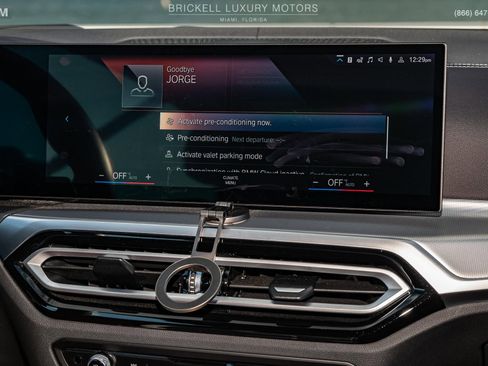 Used 2024 BMW 430i xDrive Convertible w/ M Sport Package image 19