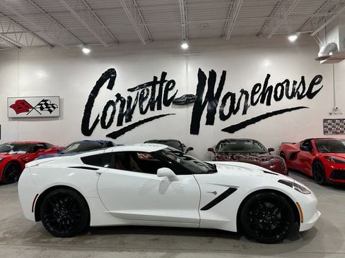 Used 2015 Chevrolet Corvette Stingray Coupe w/ 2LT Preferred Equipment Group image 9