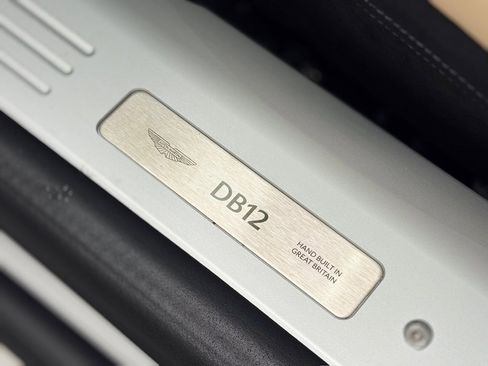 Used 2025 Aston Martin DB12 image 14