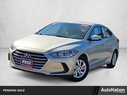 Used 2017 Hyundai Elantra SE