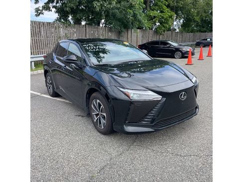 Used 2025 Lexus RZ 450e AWD/4WD image 4