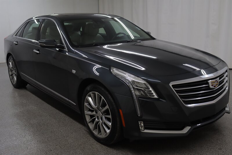 Used 2018 Cadillac CT6 Luxury AWD/4WD image 1