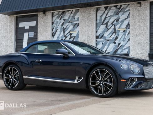 Used 2021 Bentley Continental GT image 19