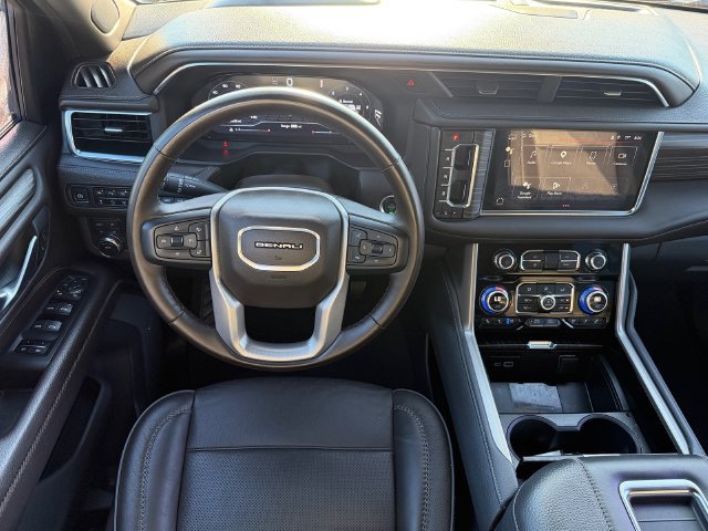Certified 2024 GMC Yukon XL Denali AWD/4WD image 17