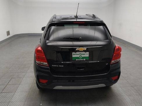 Used 2020 Chevrolet Trax LT w/ LT Convenience Package AWD/4WD image 6