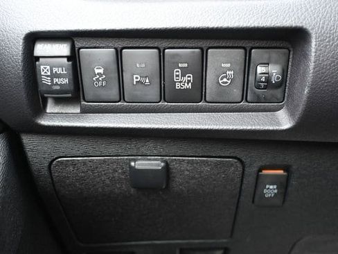 Used 2016 Toyota Sienna Limited Premium AWD/4WD image 45