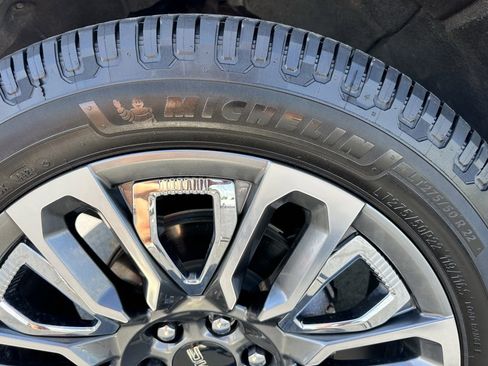 Used 2024 GMC Sierra 1500 Denali Ultimate image 27