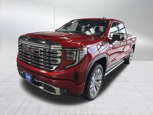 Used 2022 GMC Sierra 1500 Denali w/ Denali Reserve Package AWD/4WD image 3