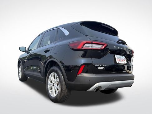 Used 2023 Ford Escape Active w/ Tech Pack #2 AWD/4WD image 16