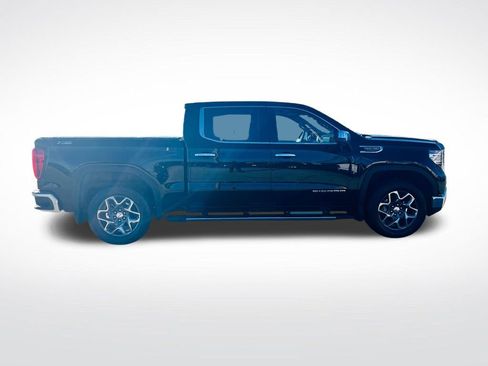 Used 2025 GMC Sierra 1500 SLT w/ SLT Premium Plus Package image 9