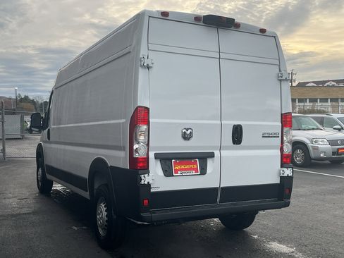 New 2026 RAM ProMaster 2500 image 8