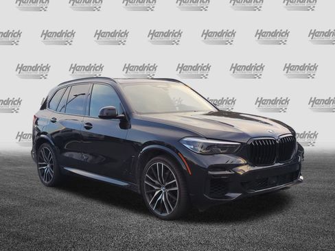 Used 2022 BMW X5 xDrive40i w/ M Sport Package AWD/4WD image 2