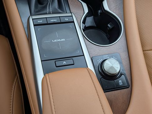 Used 2022 Lexus RX 350L FWD w/ Premium Package image 25