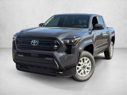 New 2025 Toyota Tacoma SR5