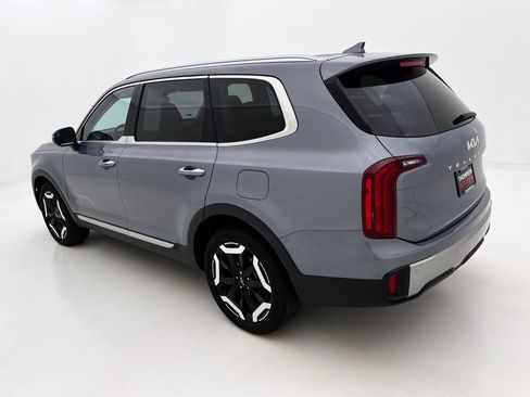 Used 2025 Kia Telluride S AWD/4WD image 9