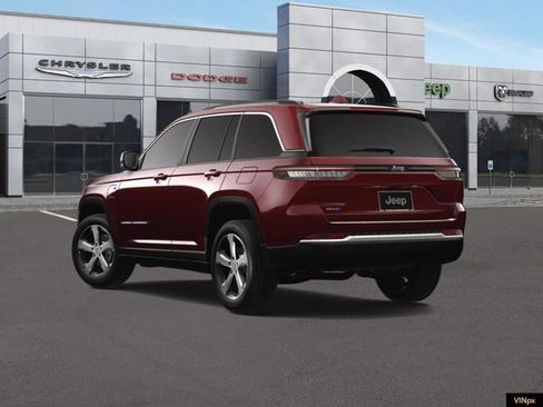 Used 2024 Jeep Grand Cherokee Limited 4xe AWD/4WD image 5
