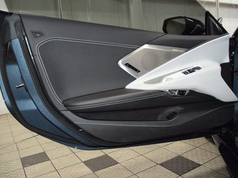 Used 2020 Chevrolet Corvette Stingray w/ 2LT Preferred Equipment Group image 40