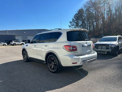 Used 2018 Nissan Armada Platinum image 5