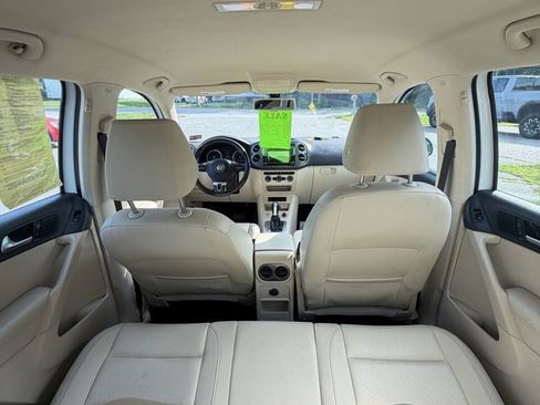 Used 2017 Volkswagen Tiguan S AWD/4WD image 23