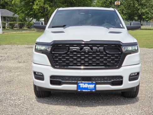 New 2026 RAM 1500 Express AWD/4WD image 3