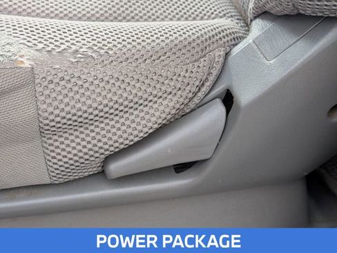 Used 2016 Nissan Frontier SV RWD image 14