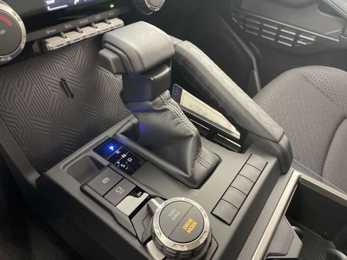 New 2026 Toyota 4Runner SR5 image 15