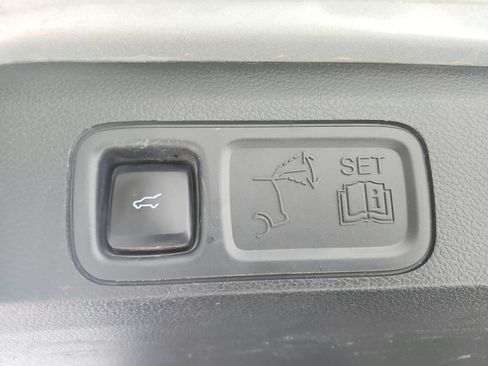 Used 2024 Ford Expedition Limited RWD image 56