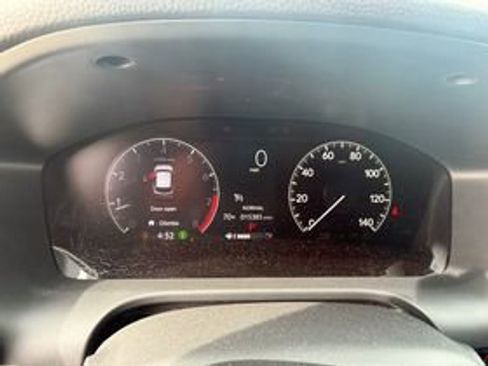 Used 2025 Honda HR-V Sport image 11