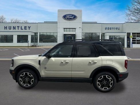 Used 2024 Ford Bronco Sport Outer Banks w/ Tech Package AWD/4WD image 6