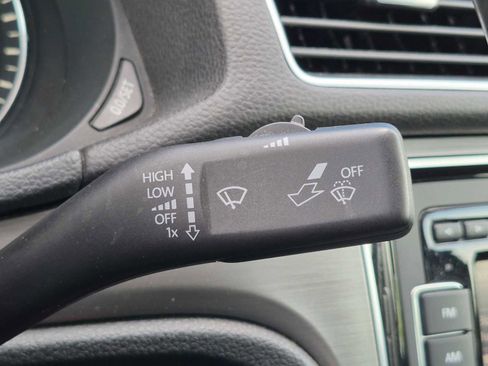 Used 2015 Volkswagen Passat TDI SE FWD image 24