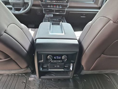 New 2026 GMC Hummer EV 4x4 Crew Cab w/ LPO, Dark Essentials Package image 32
