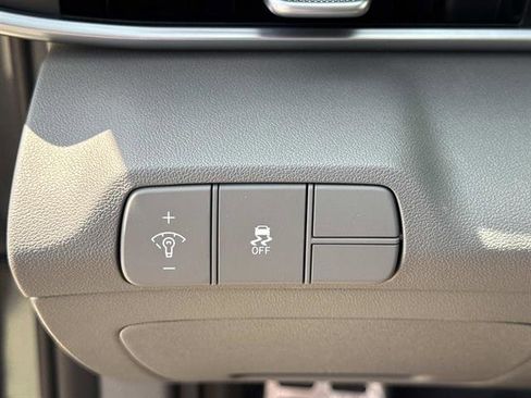 New 2026 Hyundai Elantra SEL Sport Premium FWD image 17