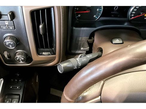 Used 2017 GMC Sierra 1500 Denali w/ Denali Ultimate Package AWD/4WD image 21