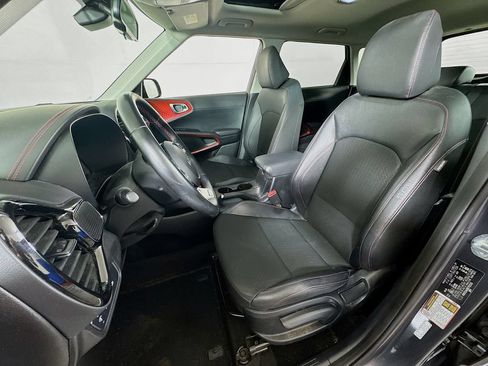 Used 2024 Kia Soul GT-Line FWD image 20