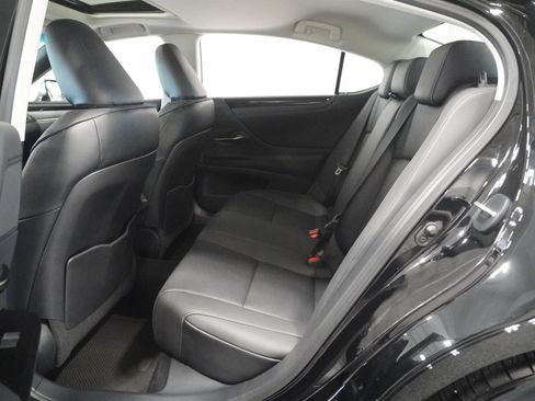 Used 2020 Lexus ES 350 w/ Premium Package FWD image 13