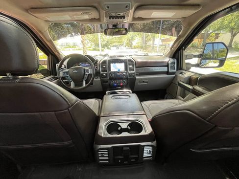 Used 2019 Ford F350 Limited AWD/4WD image 18