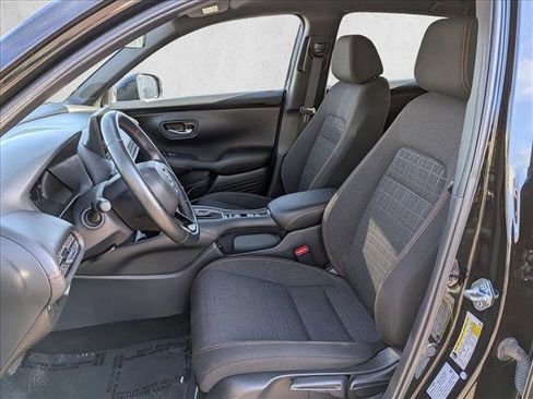 Used 2025 Honda HR-V Sport image 15