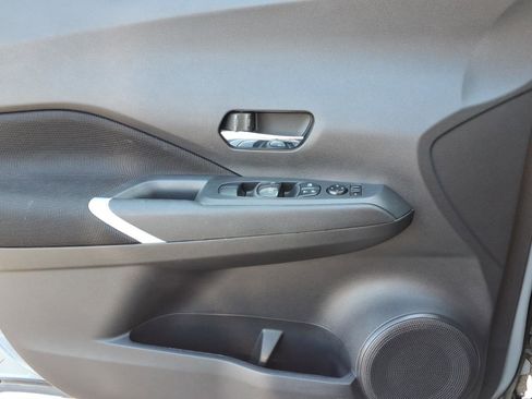 Used 2024 Nissan Kicks SV FWD image 16